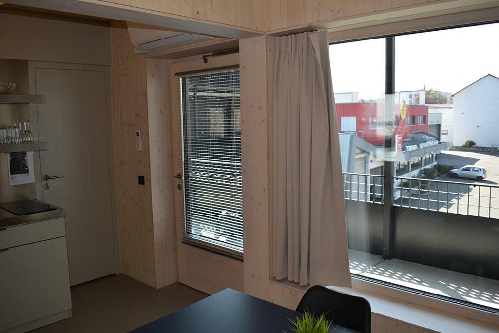 New Age Boardinghaus N70 Aparthotel ไฮล์บรอนน์ ภายนอก รูปภาพ