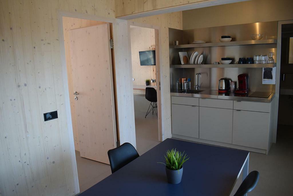 New Age Boardinghaus N70 Aparthotel ไฮล์บรอนน์ ภายนอก รูปภาพ