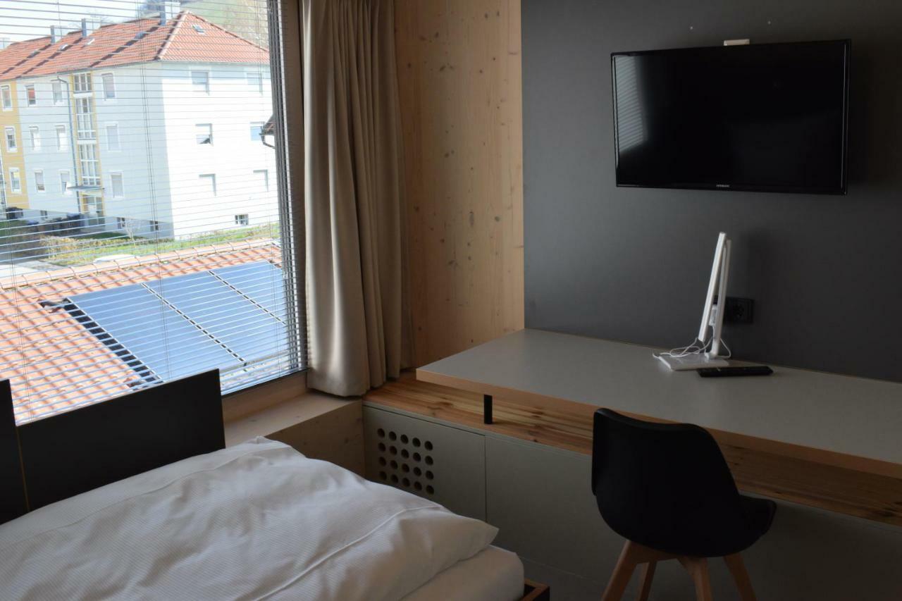 New Age Boardinghaus N70 Aparthotel ไฮล์บรอนน์ ภายนอก รูปภาพ