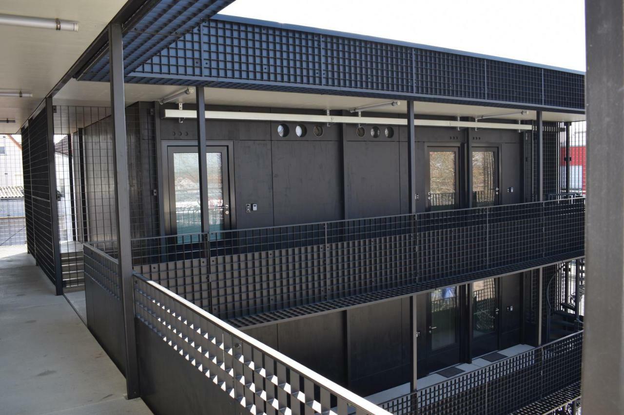 New Age Boardinghaus N70 Aparthotel ไฮล์บรอนน์ ภายนอก รูปภาพ